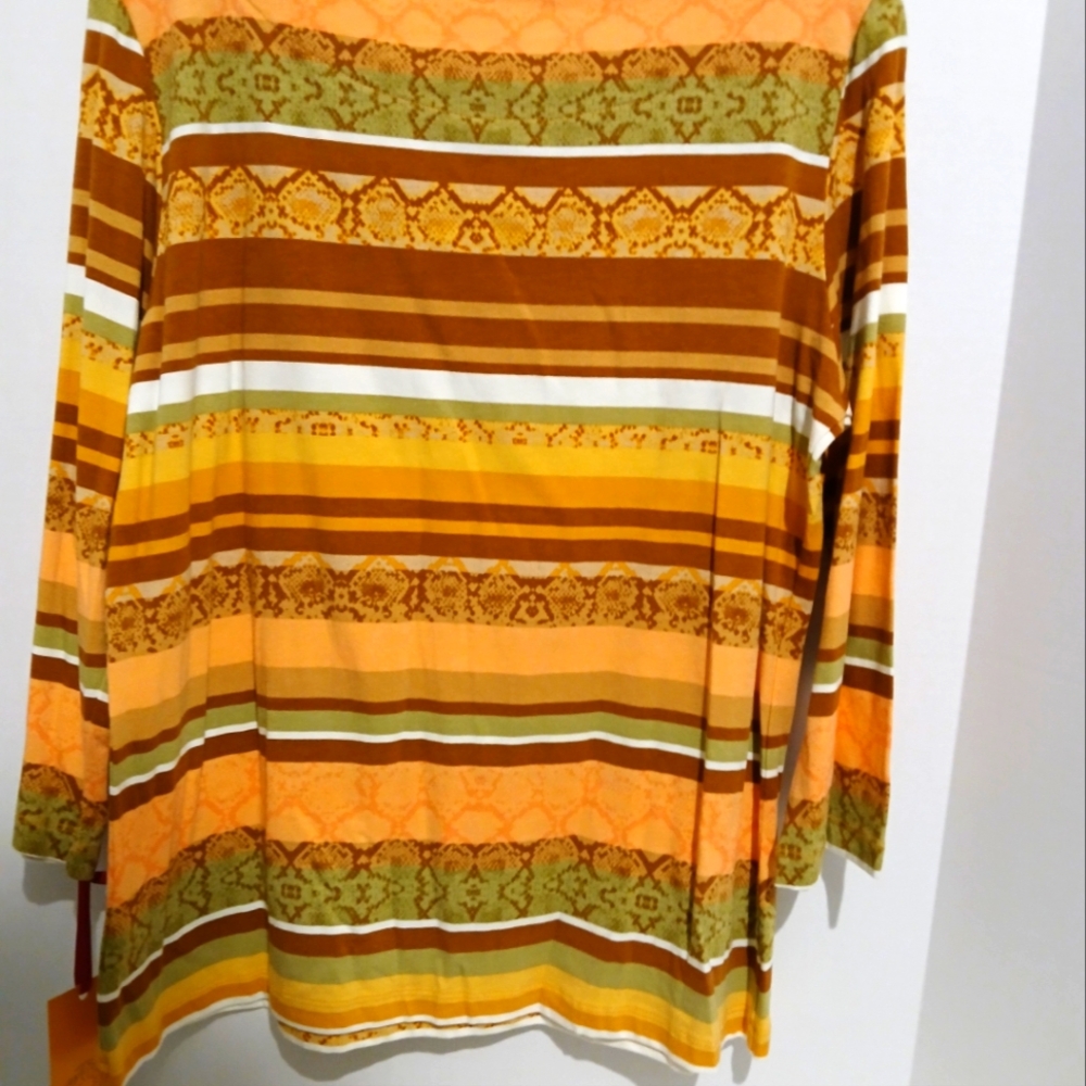 Ruby Rd. Long sleeve Top - Picture 2 of 7